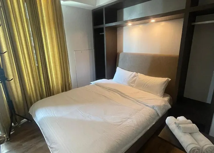 Makati Serenity Tower 2501 Apartment