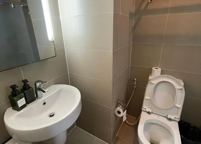 Makati Serenity Tower 2501 Apartment Manila